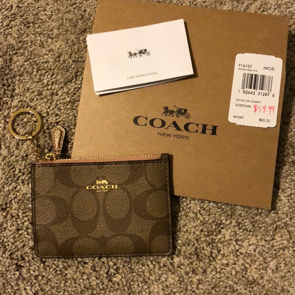 NWT Coach skinny id case
